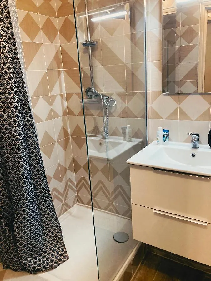 Montparnasse Gare Studio Apartment Paris